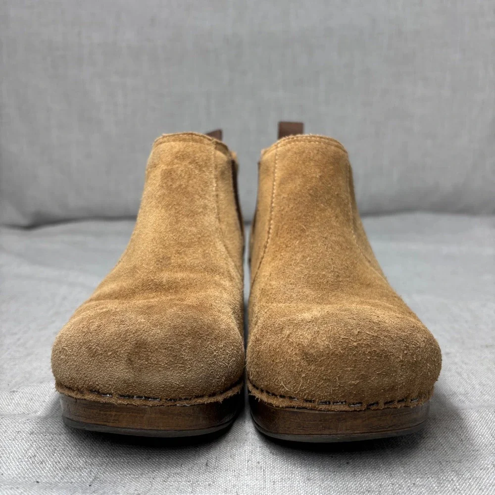 Dansko pre owned